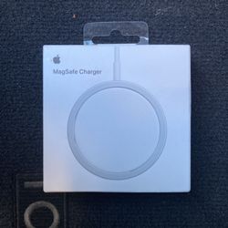 Apple magsafe Charger New