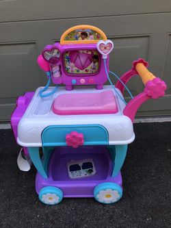 Doc McStuffins Push Cart