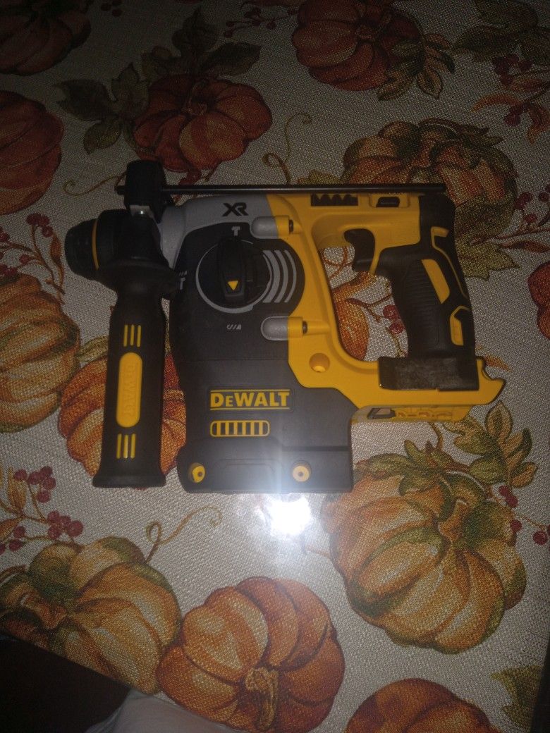 New Dewalt Rotary Hammer Drill Tool Only 