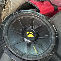 12inch kicker comp amp