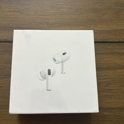 Apple AirPods Pro 2nd Generation with MagSafe Wireless Charging Case - White