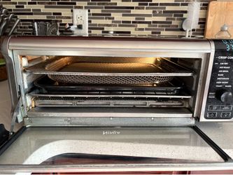Ninja Air Fryer Oven — Mint condition