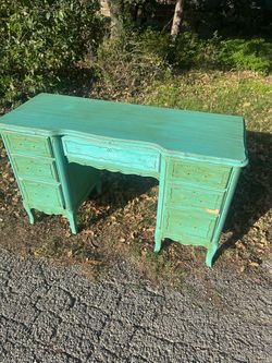 Free vintage dresser desk with hardware