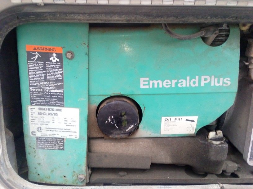 Onan 4000 Generator (Emerald Plus) – Excellent Condition – RV Ready!