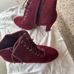 Women Dress Up Boots 