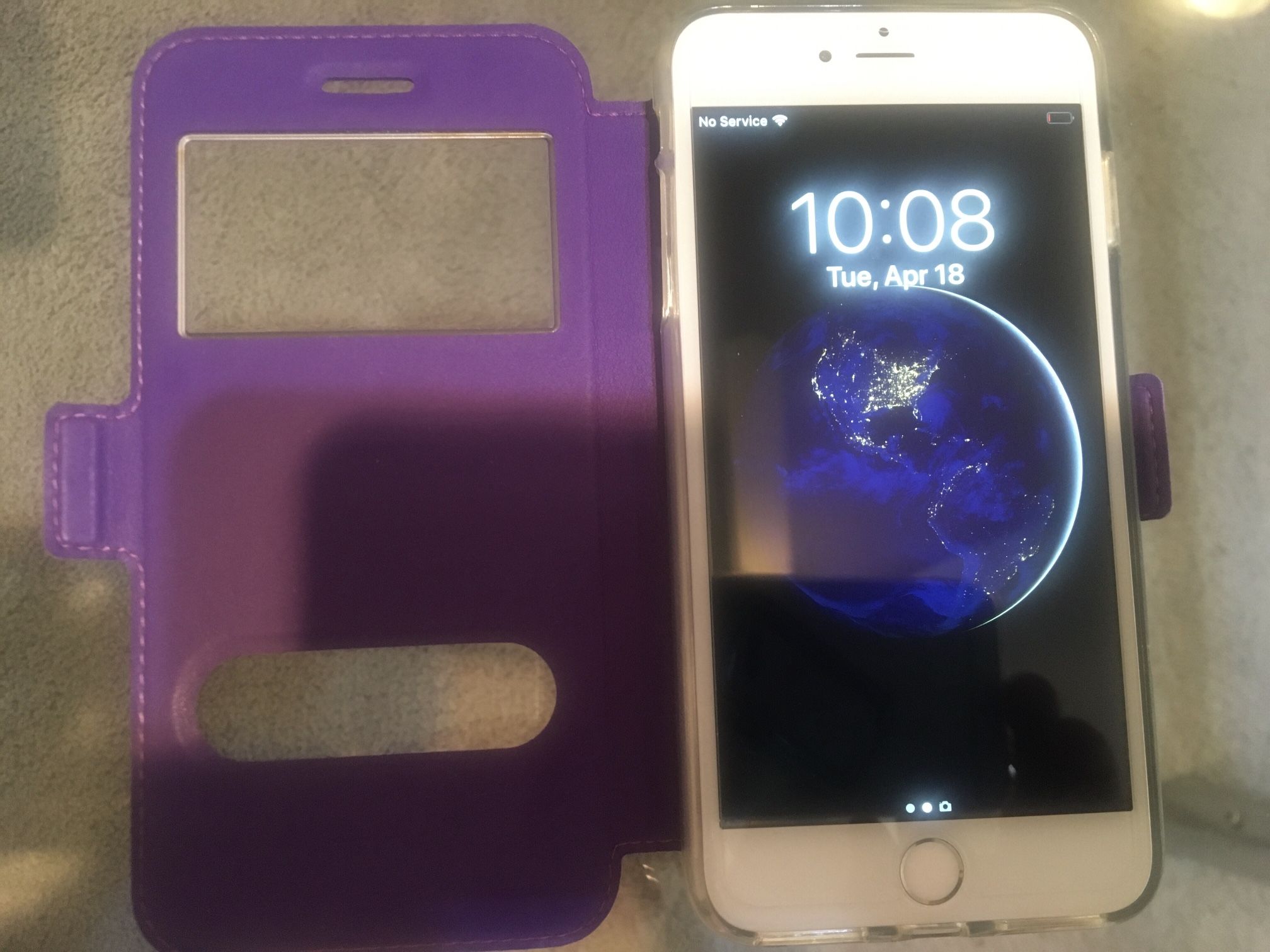 Like New Unlock iPhone 6 With Free Case 