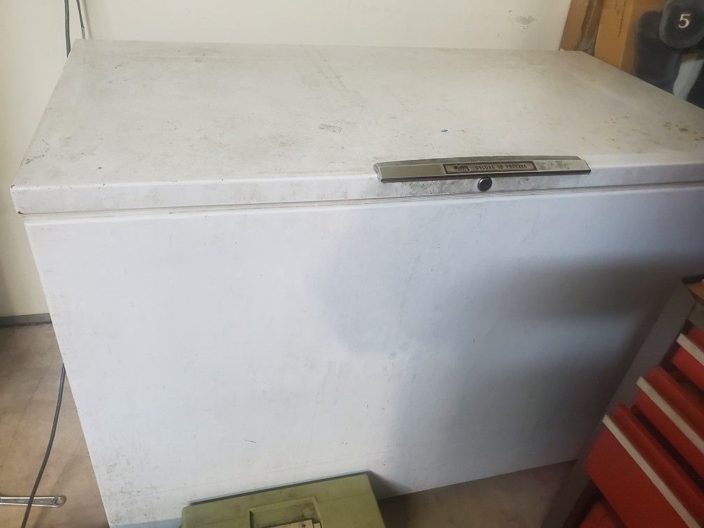 Montgomery Ward Chest Freezer