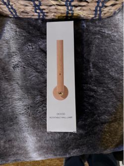 rotatable wall lamp
