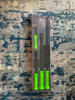 Snap on striking pry bar set