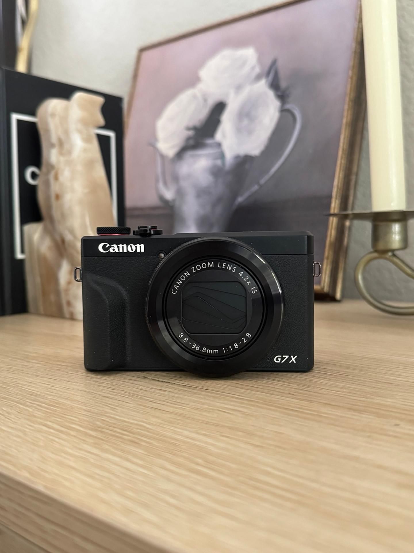 Canon G7x Mark III