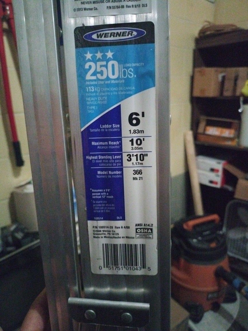 6ft ladders $30$ like new