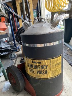 Encon Emergency Eye Wash Station with Heated water