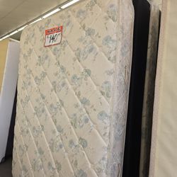 🔥QUEEN SIZES MATTRESS SET 🔥