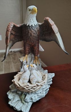 Crystal Cathedral Ministries Large Bisque Porcelain Eagle Figurine Isiah 40:31
