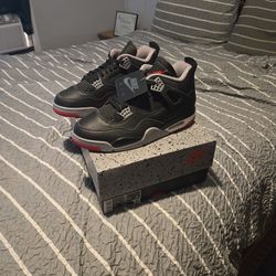 BRAND NEW Retro Jordan 4 Bred Reimagined