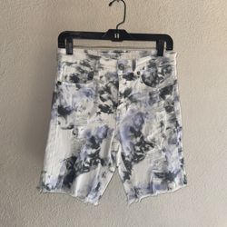 NWT Printed Shorts Size 28
