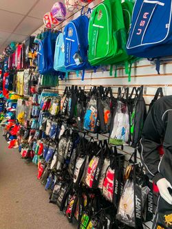 Grand variedad de accesorios para la práctica del fútbol soccer