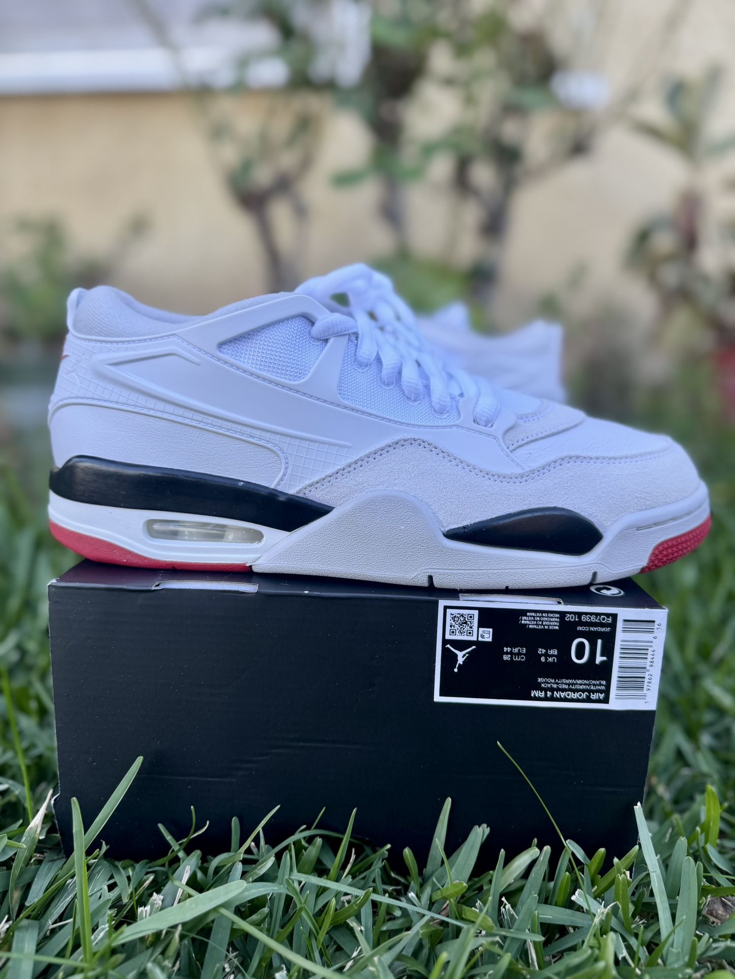 Jordan 4 Rm White Fire Red Size 10 New 