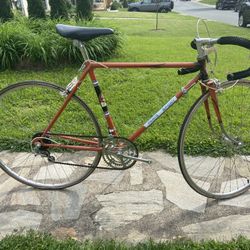 1970s Paris Sport Road Bike!