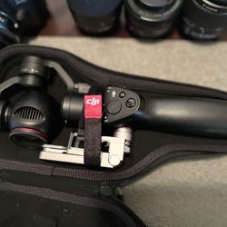 DJI Osmo Fully Stabilized 4K Video 12 mp Camera W/2 Batteries And Stand/holder