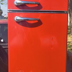 Small Vintage Style Fridge