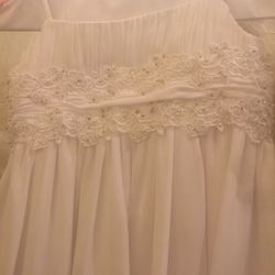 David’s Bridal size 3 toddler Flower girl dress or special occasion