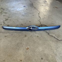 2012-2016 Subaru Crosstrek Trunk Lid Trim Molding OEM 91112FJ000