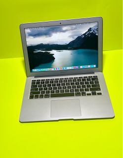 Apple MacBook Air 13” i5/8GB/256GB SSD $180