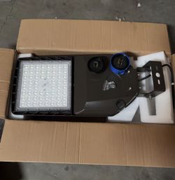 NewLED Parking Lot Light 150W 22500LM Trunnion Mount
