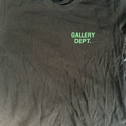 Black And Green Gallery Dept Shirt, Send Best Offer