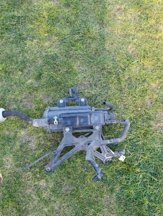 Fuel vapor Charcoal Box