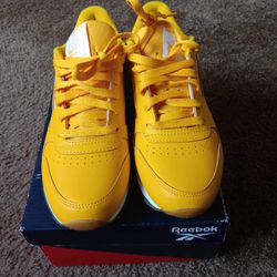 Reebok  Women  Yellow 