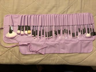 Makeup Brushes