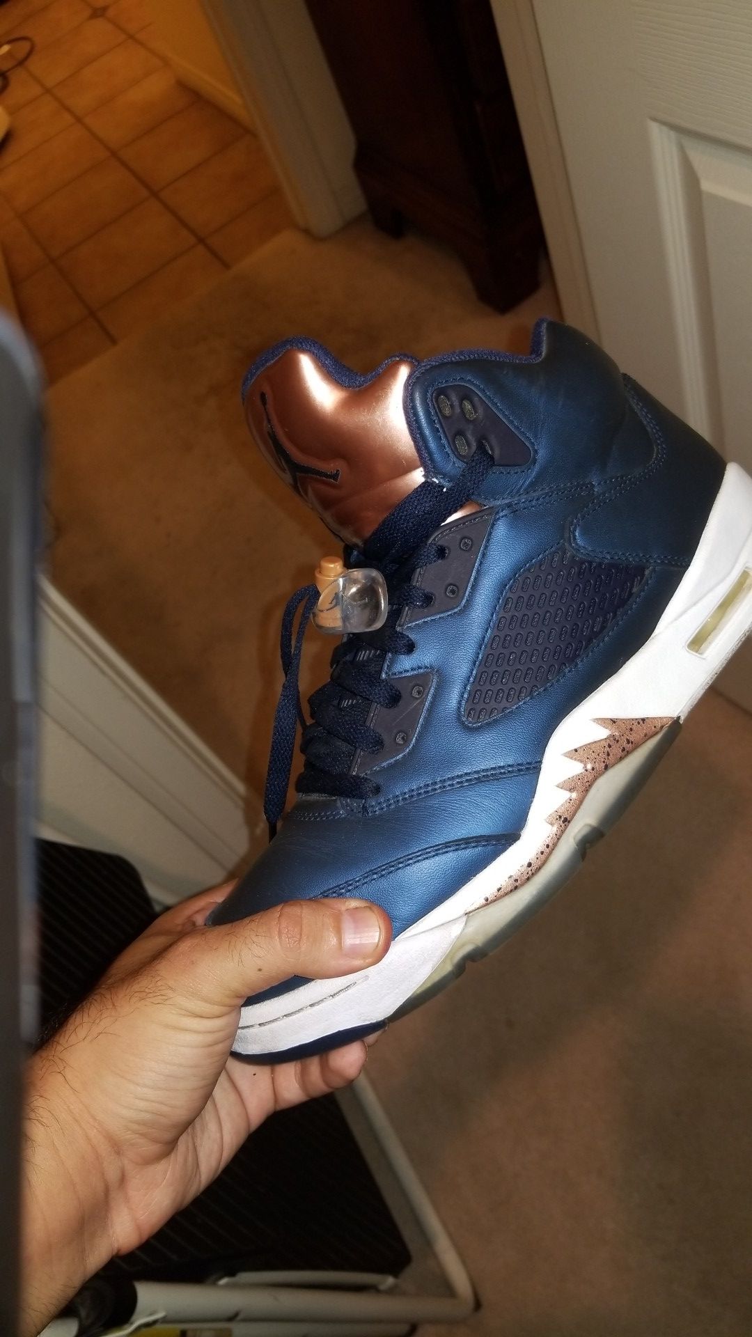 Jordan retro bronze fresh condition size 10