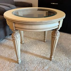 Vintage-Inspired Round Accent Table w/ Glass Inset – Beige Distressed Finish