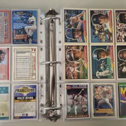 Binder Full of Baseball Cards  Over 800 Cards  From The 80s and 90s 