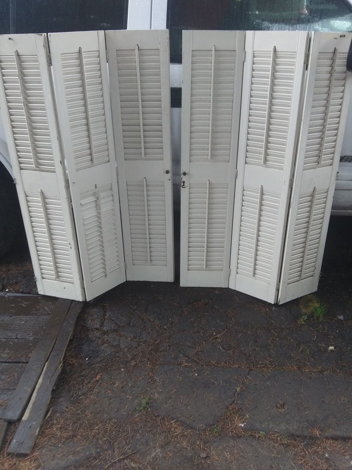Window shutters