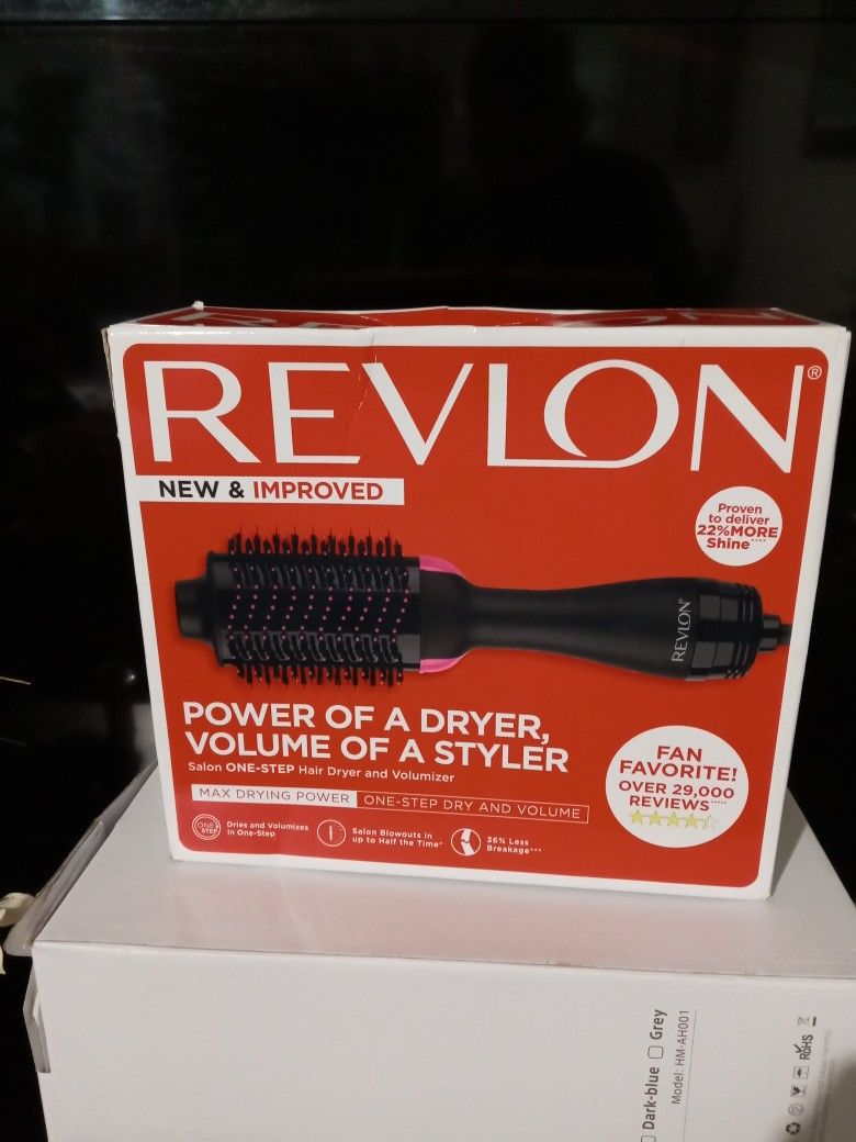 REVLON One-Step Dry and Volume