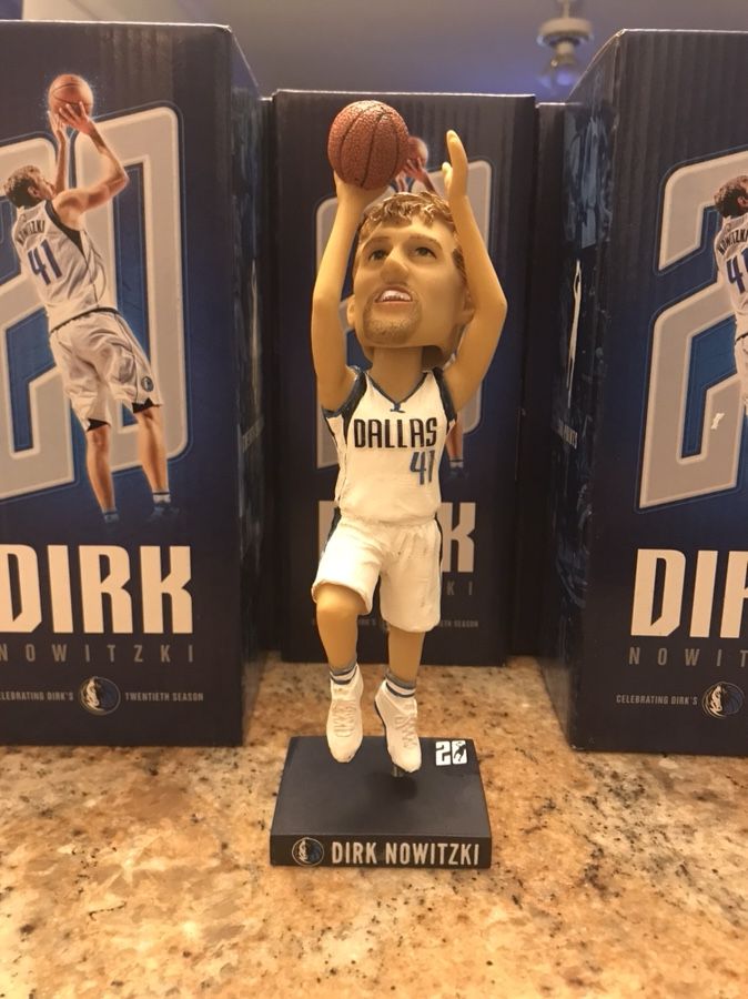 Dirk Nowitzki Dallas Mavericks 75th Anniversary Bobblehead FOCO