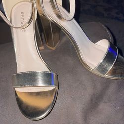  Cute Gold Strappy Heels 