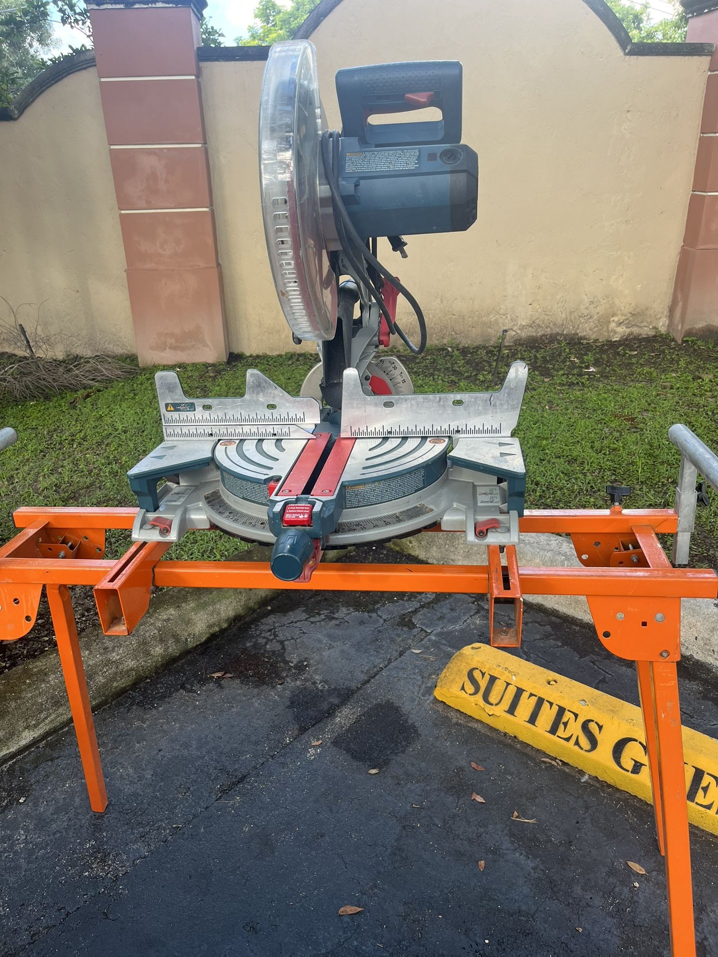 Miter Saw  Bosch 12” 15A