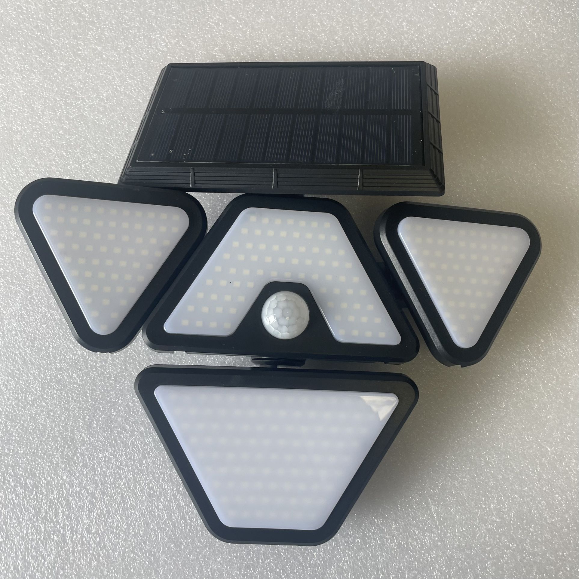 SOLAR LIGHT - Solar Motion Security Light 302 LEDs