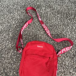 Supreme Shoulder Bag (SS18) Red