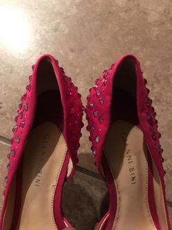 Gianni Bini High heels! Size 9