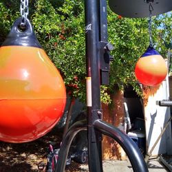 Brand new "Aqua" punching bags (FREE CHAIN)