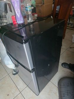 Artic King Mini Fridge