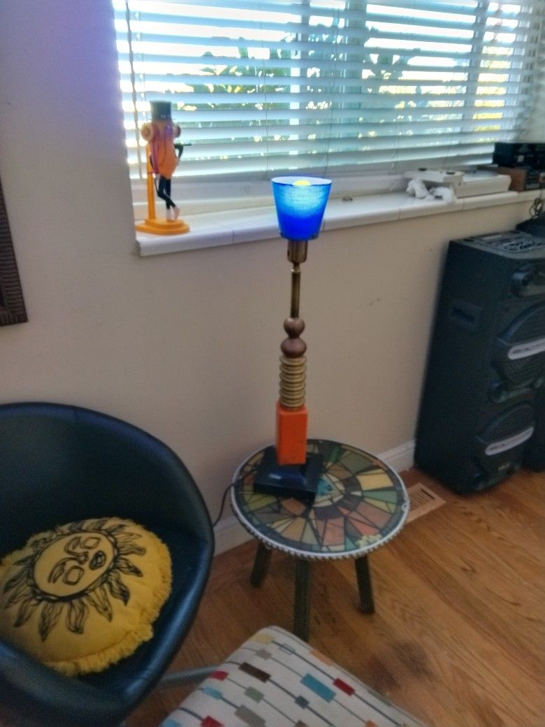 Vintage 1960's Table Lamp. 