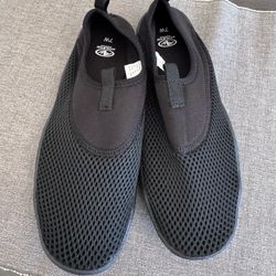 Water shoes women's