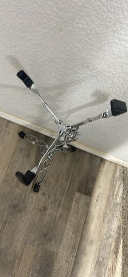Pearl drum stand