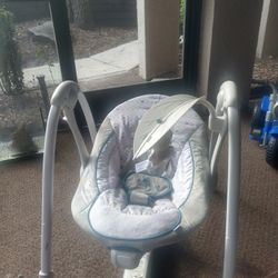 Baby swing